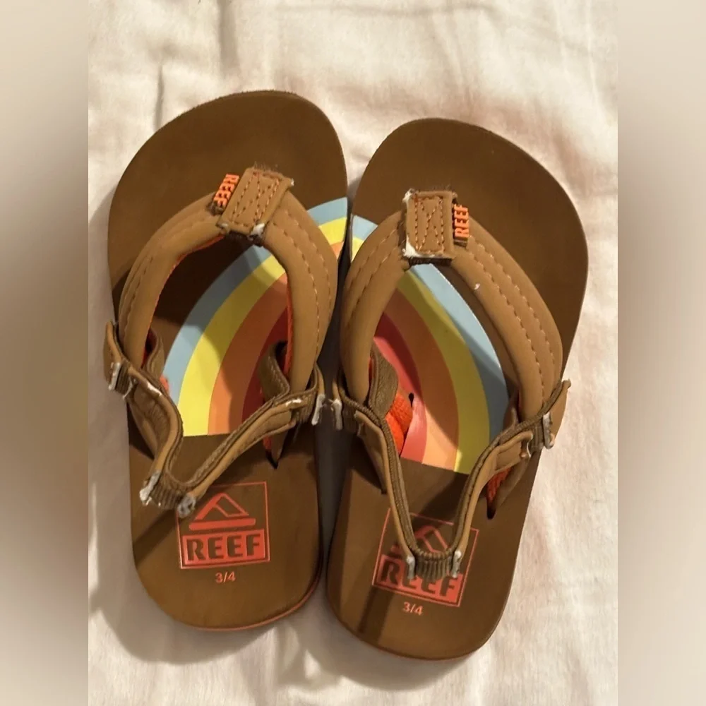 REEF Little Ahi Flip-Flops size 3/4 excellent condition
